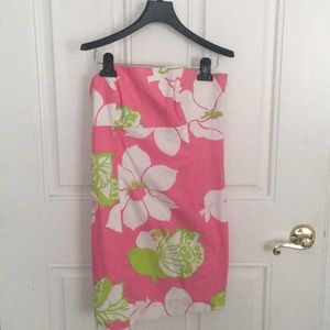 LILLY PULITZER size 6 dress lightly worn